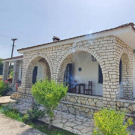 アカラヴィMare E Stelle - Θάλασσα Και Αστέριαアパートメント エクステリア 写真